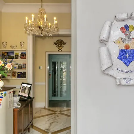 فندق مبيت وإفطار In Azzurro Maison De Charme لوكا