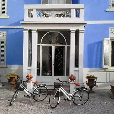 In Azzurro Maison De Charme Oda ve Kahvaltı Lucca