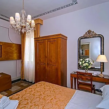לינה וארוחת בוקר In Azzurro Maison De Charme לוקה