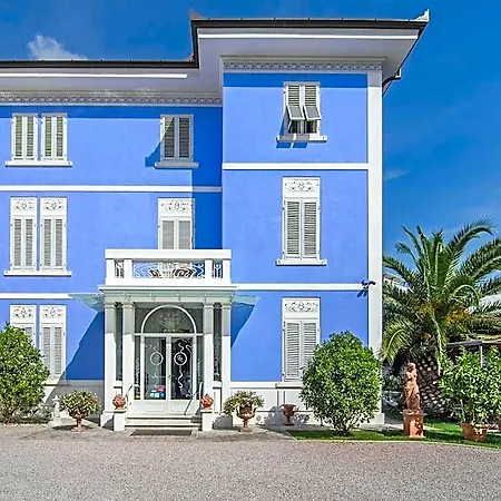 לינה וארוחת בוקר In Azzurro Maison De Charme לוקה