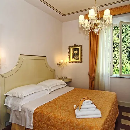 In Azzurro Maison De Charme 3* Lucca