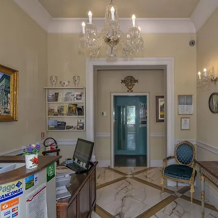 Bed & Breakfast In Azzurro Maison De Charme 3*