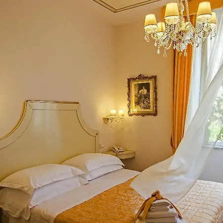 In Azzurro Maison De Charme 3* Lucca