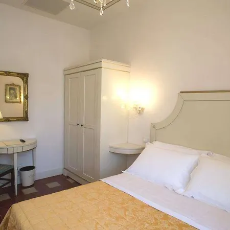 In Azzurro Maison De Charme Couette-café 4*